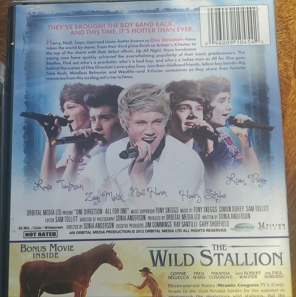 4 1D one direction concert DVDs with limited edition VIP ticket booklet liam - Picture 6 of 16